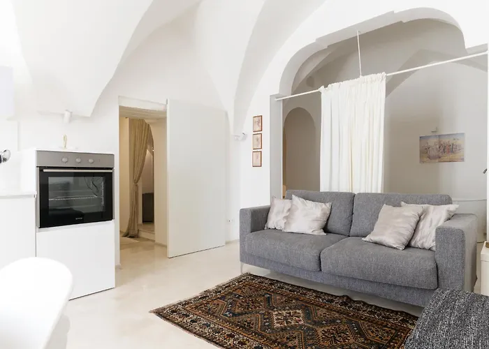 Bianca Fortezza Con Terrazza By Wonderful Italy * 오스투니