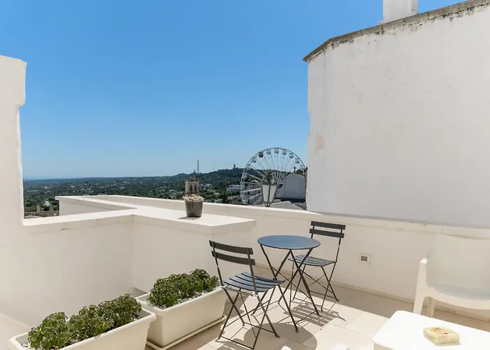 아파트 Bianca Fortezza Con Terrazza By Wonderful Italy 오스투니
